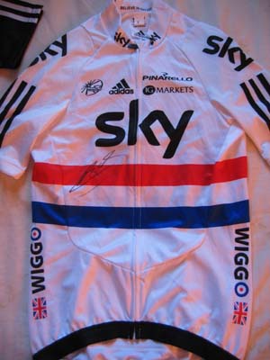 Bradley Wiggins signed cycling Jersey